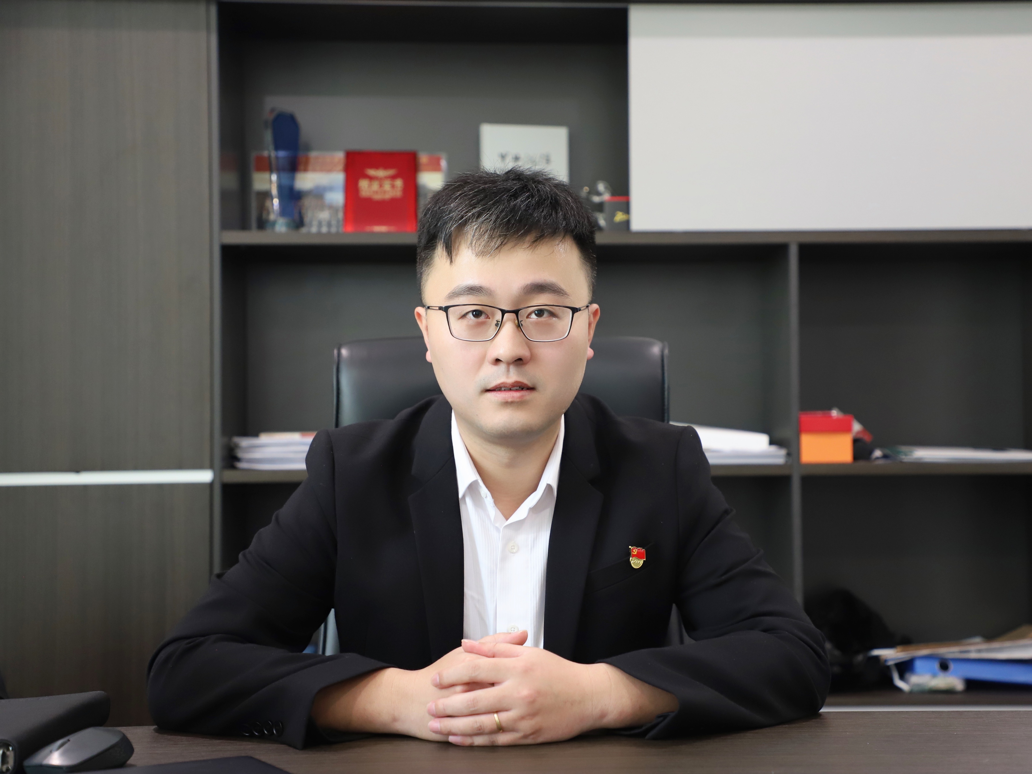 2022.04 孙晗正面照.jpg
